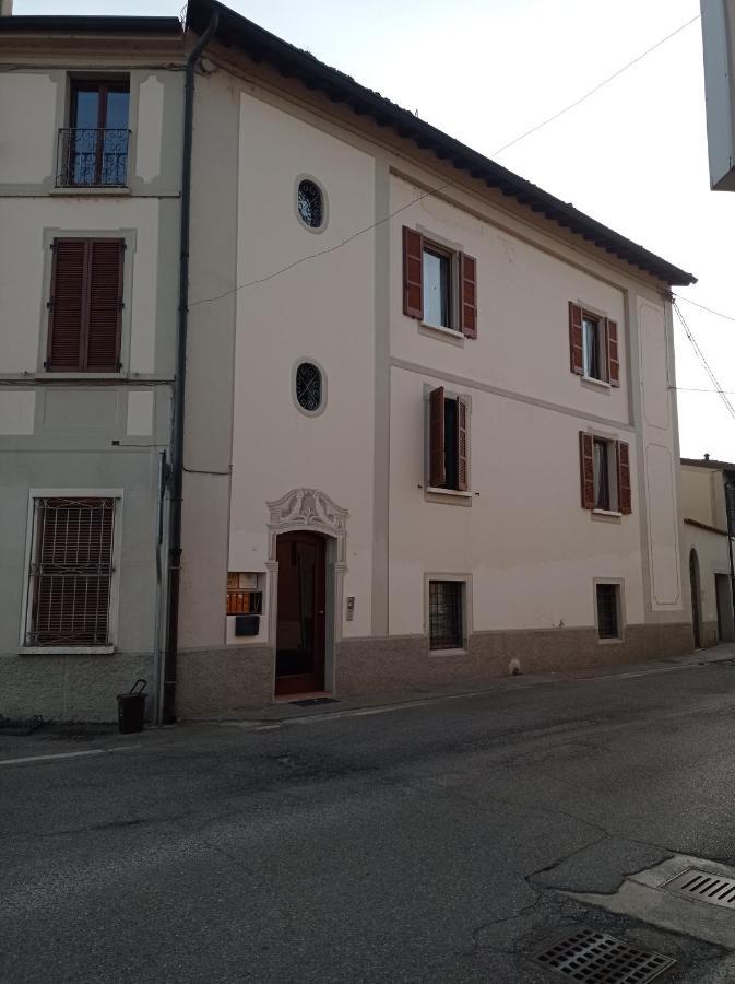 Ferienwohnung House Piazza Vittoria Medole Exterior foto